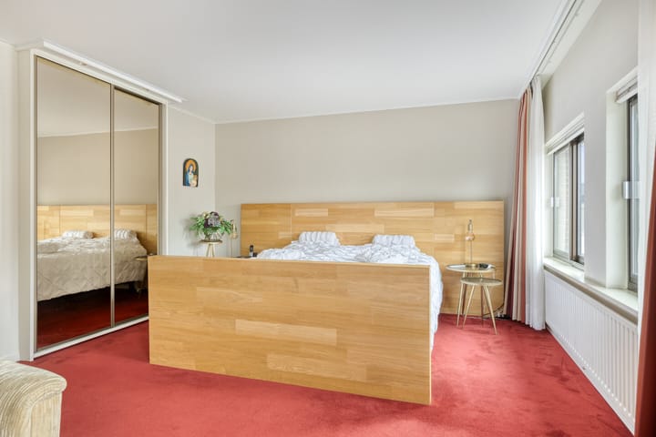 Unique Live-Work Property with Indoor Pool in Veghel Centre — 83