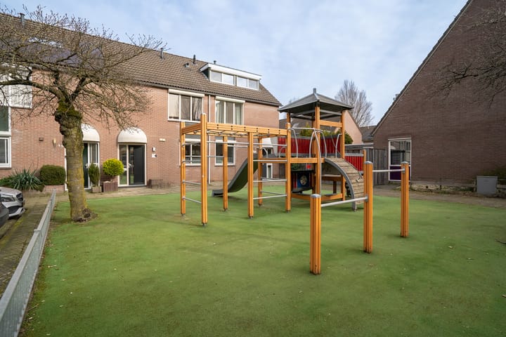 Tussenwoning te koop: Reudinkstraat 51, Enschede