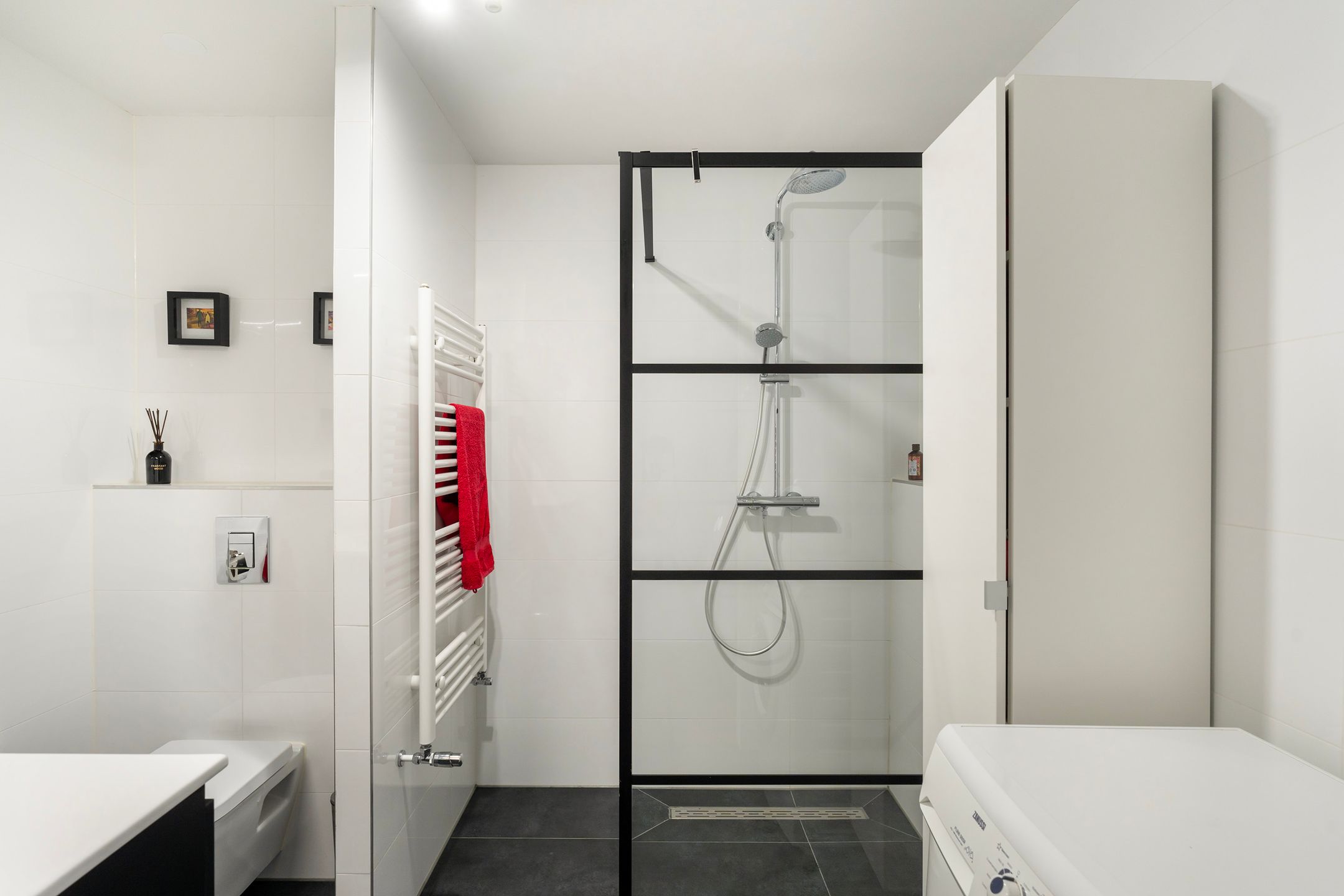 Photo 15 of Heemraadssingel 182-G