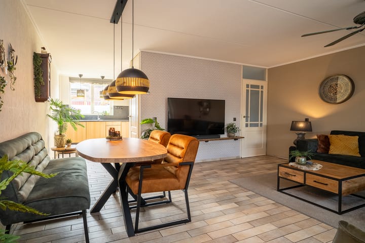 Tussenwoning te koop: Reudinkstraat 51, Enschede