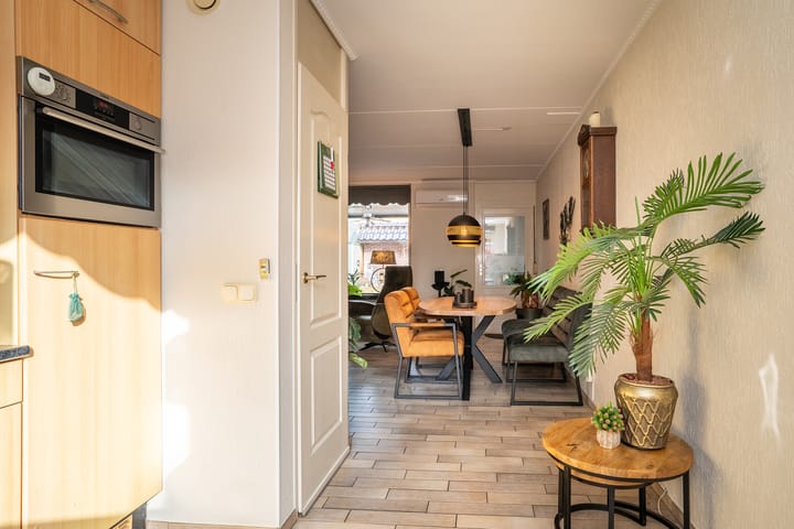 Tussenwoning te koop: Reudinkstraat 51, Enschede