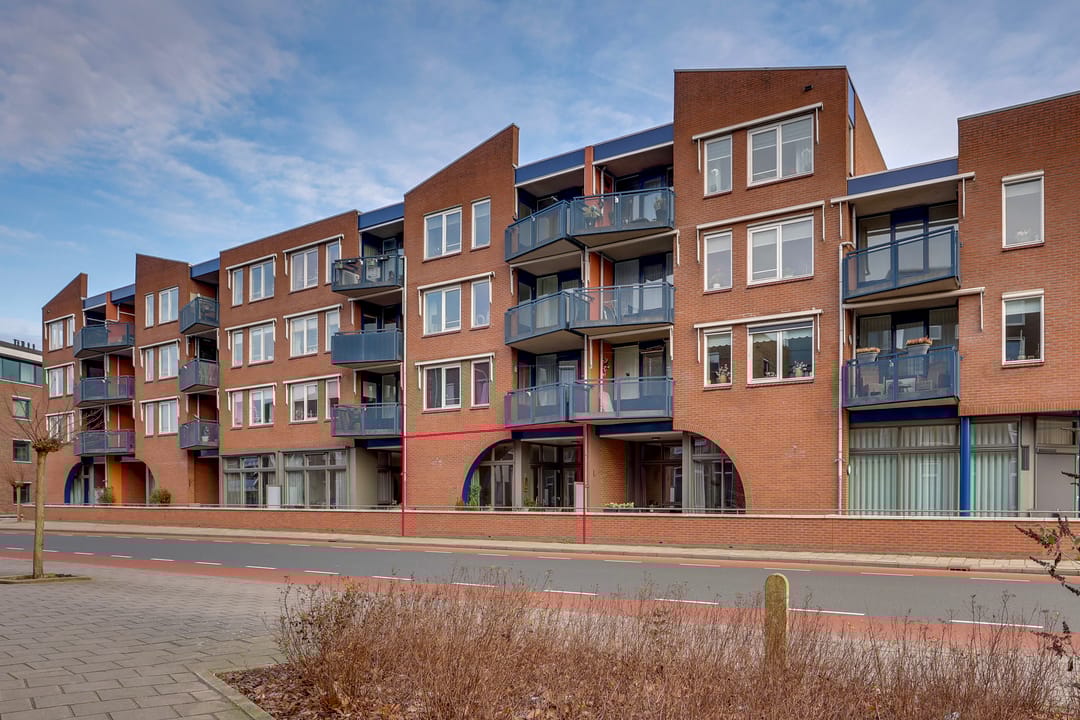 Photo 1 of Verzetsstraat 14