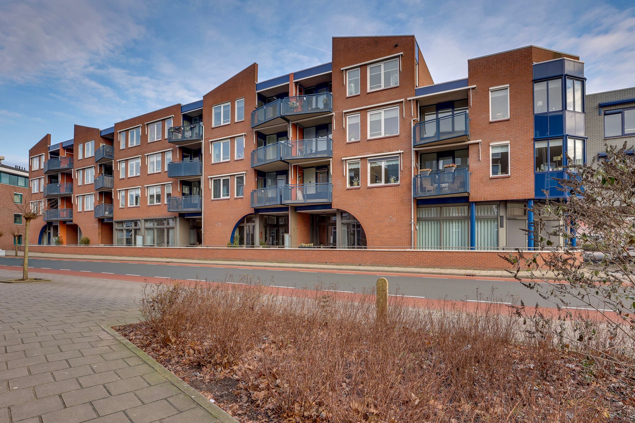 Photo 3 of Verzetsstraat 14