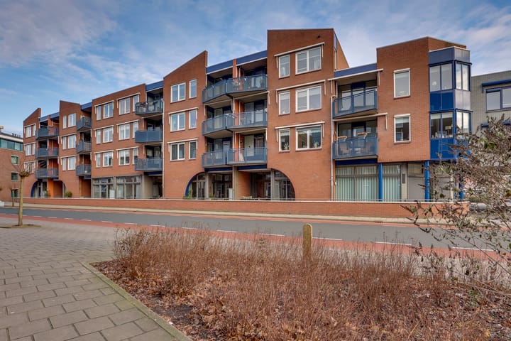 Photo 3 of Verzetsstraat 14