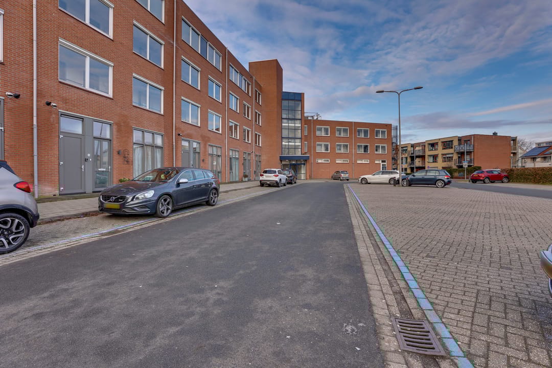 Photo 28 of Verzetsstraat 14