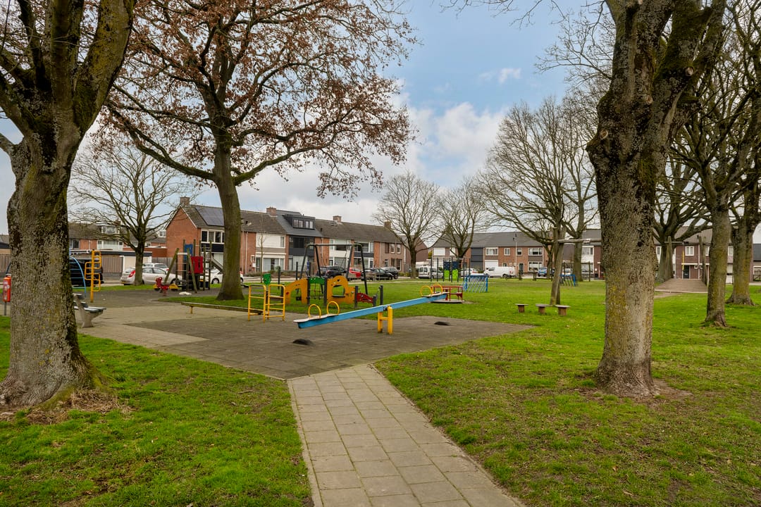 Photo 32 of Lenaertsstraat 7