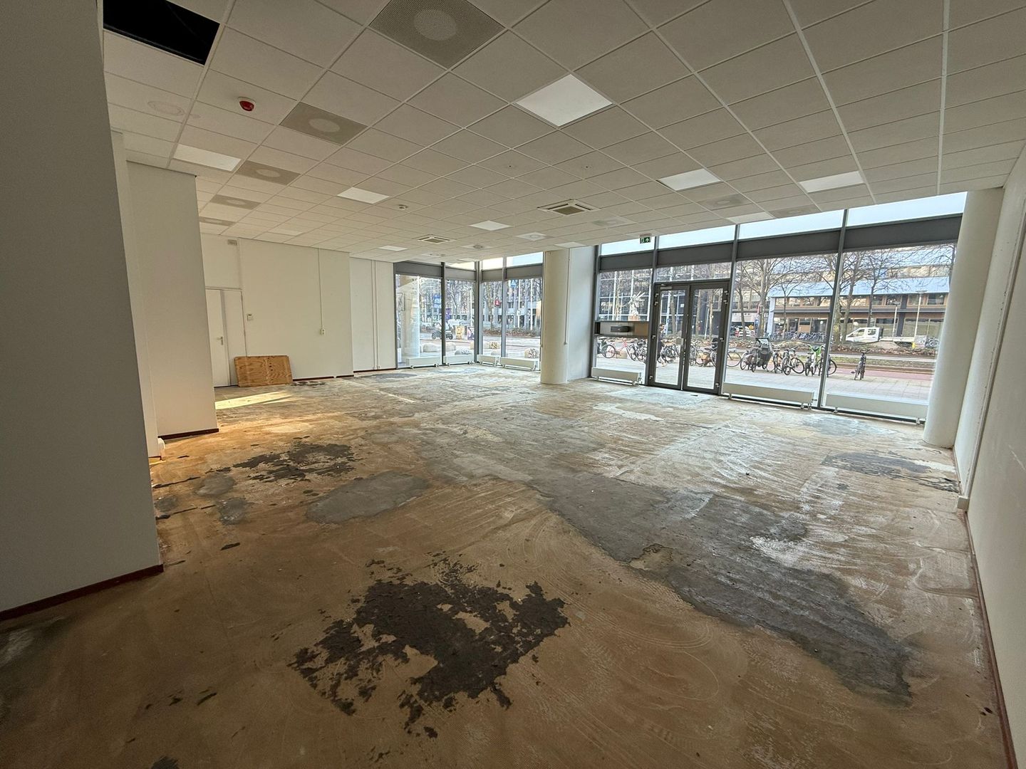 View photo 5 of Westblaak 159