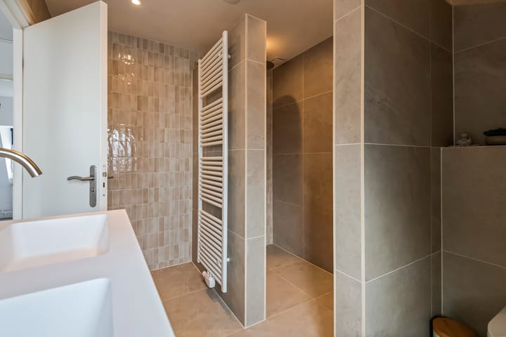 Foto 3 van Hoveniersweg 116