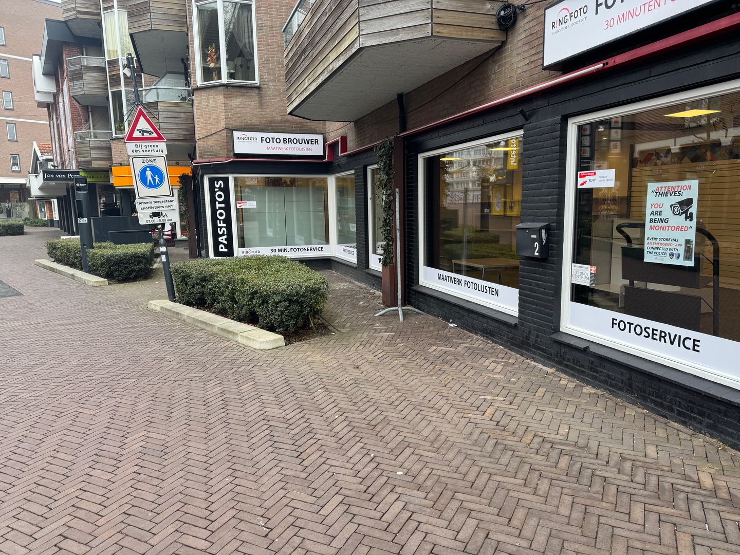 Bekijk foto 3 van Derksstraat 2