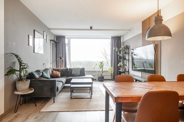 Photo 3 of Van der Hagenstraat 739