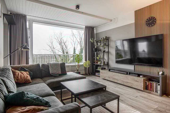 Photo 5 of Van der Hagenstraat 739