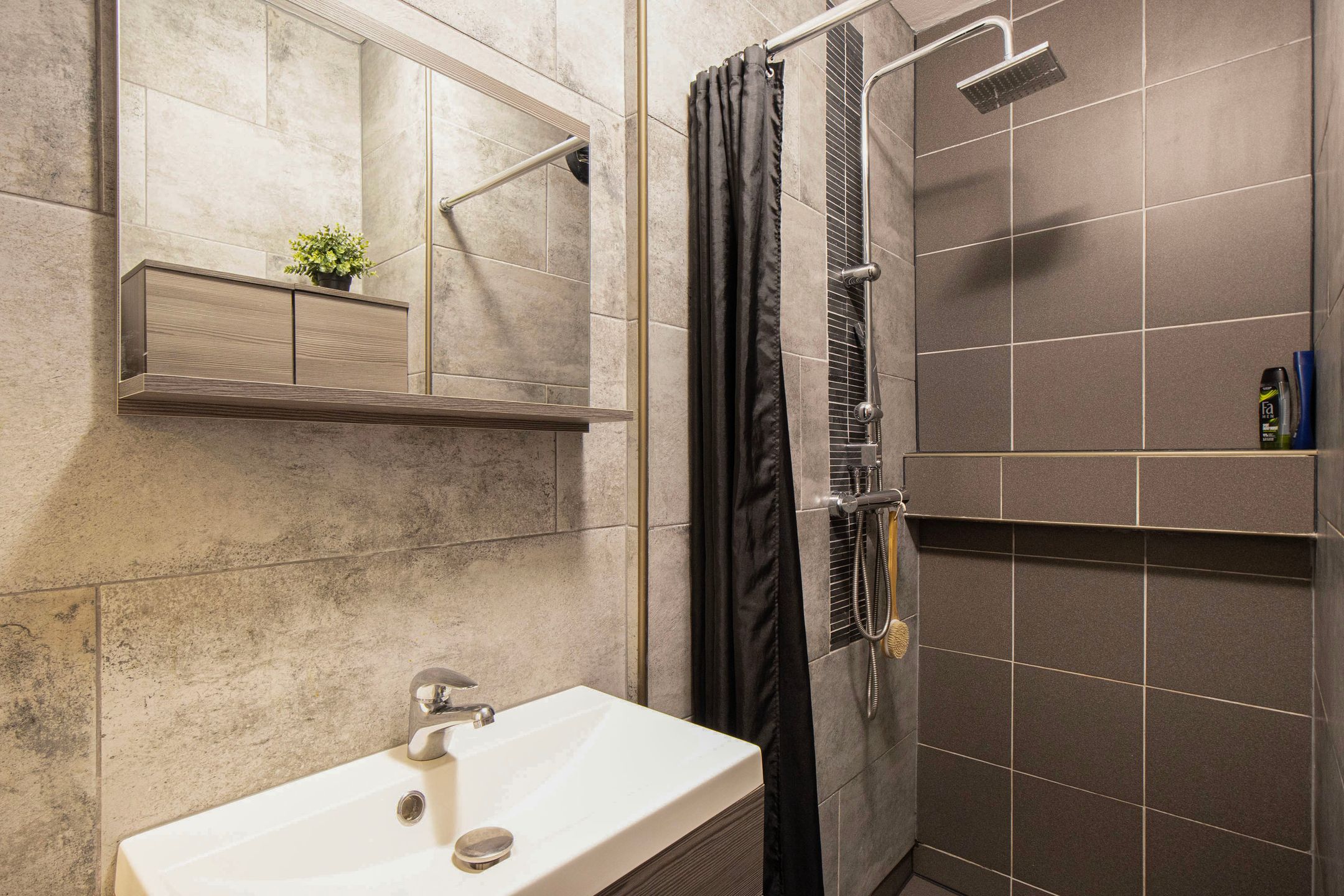 Foto 24 van Van der Hagenstraat 739