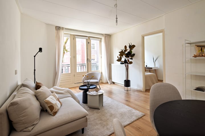 Foto 4 van John Franklinstraat 66-1