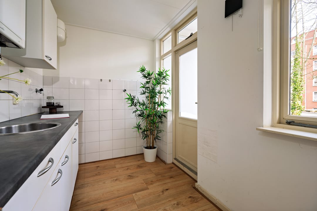 Foto 17 van John Franklinstraat 66-1