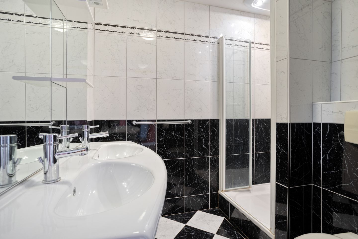 Foto 19 van Dokter Kanterslaan 188