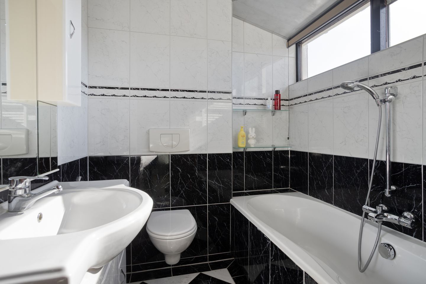 Foto 40 van Dokter Kanterslaan 188