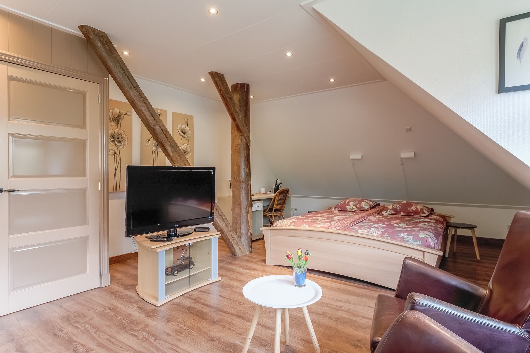 Foto 54 van Gouwe 42