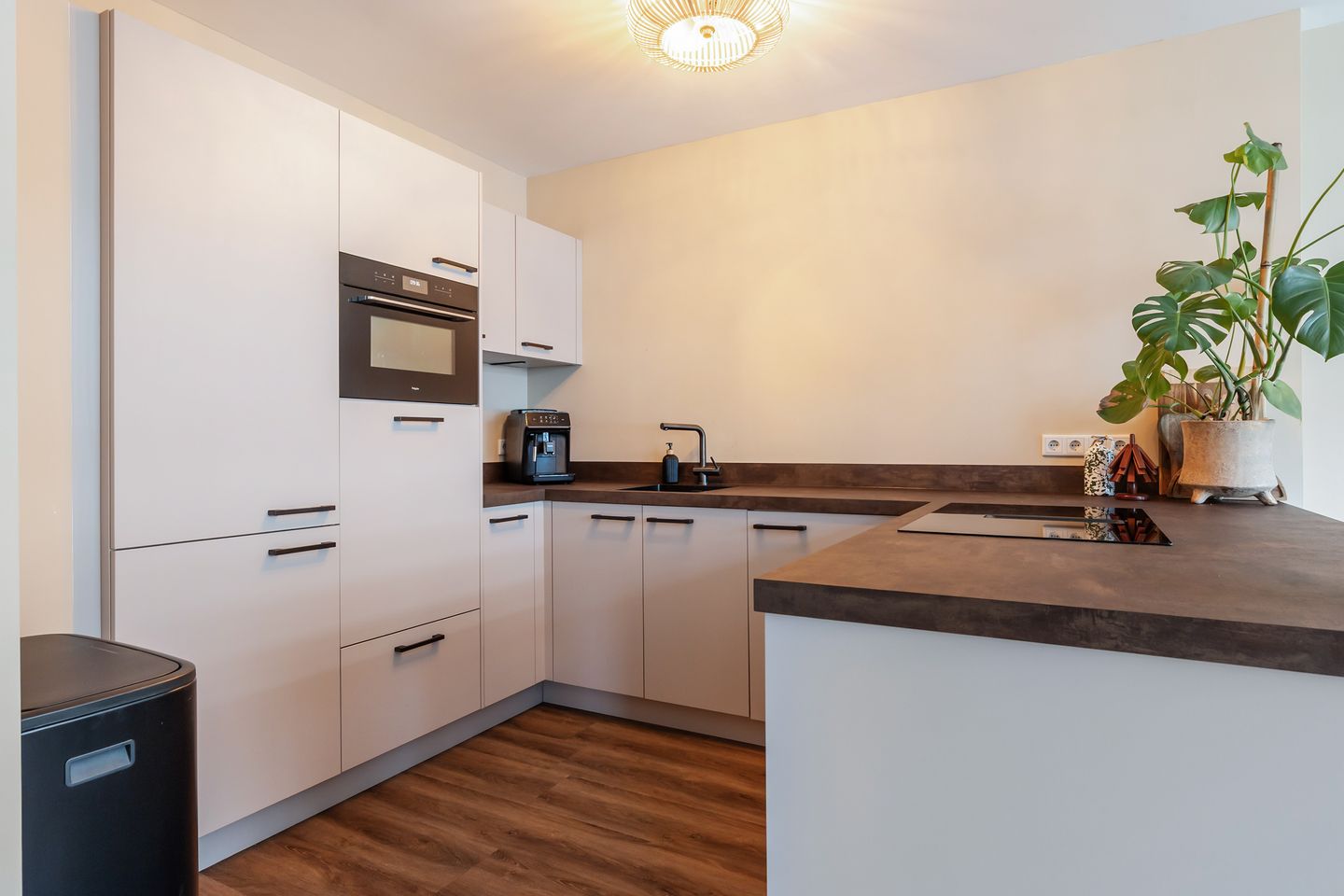 Foto 10 van Saturnusstraat 18