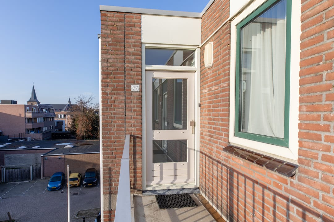 Foto 2 van Romeinenplein 26