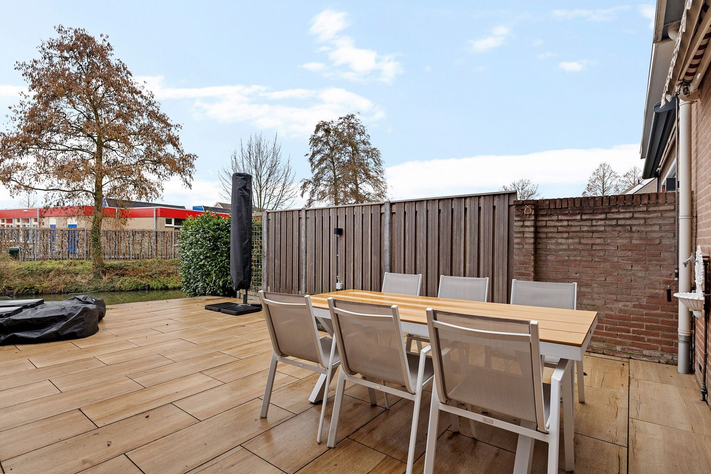 Photo 29 of Zebraspoor 601