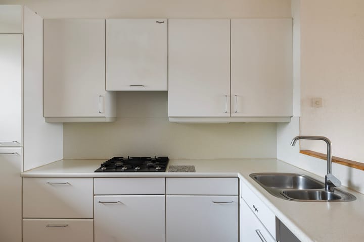 Photo 3 of Haringvlietstraat 169