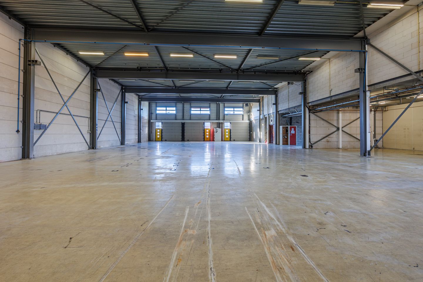 View photo 3 of Grote Wade 17-19