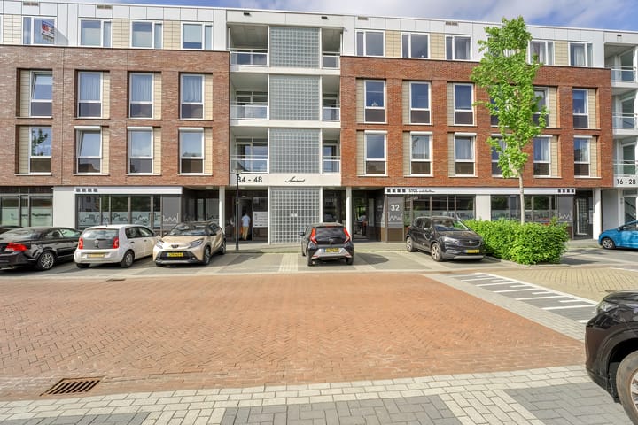 Hobahostraat 30-32, Lisse