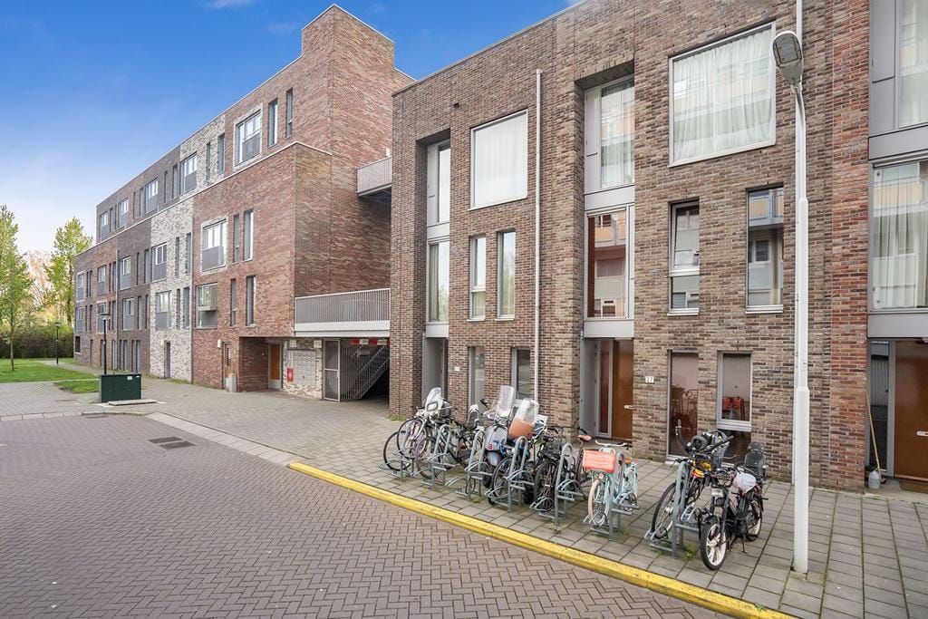 Photo 3 of Bermuda 29