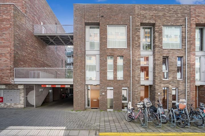 Photo 4 of Bermuda 29