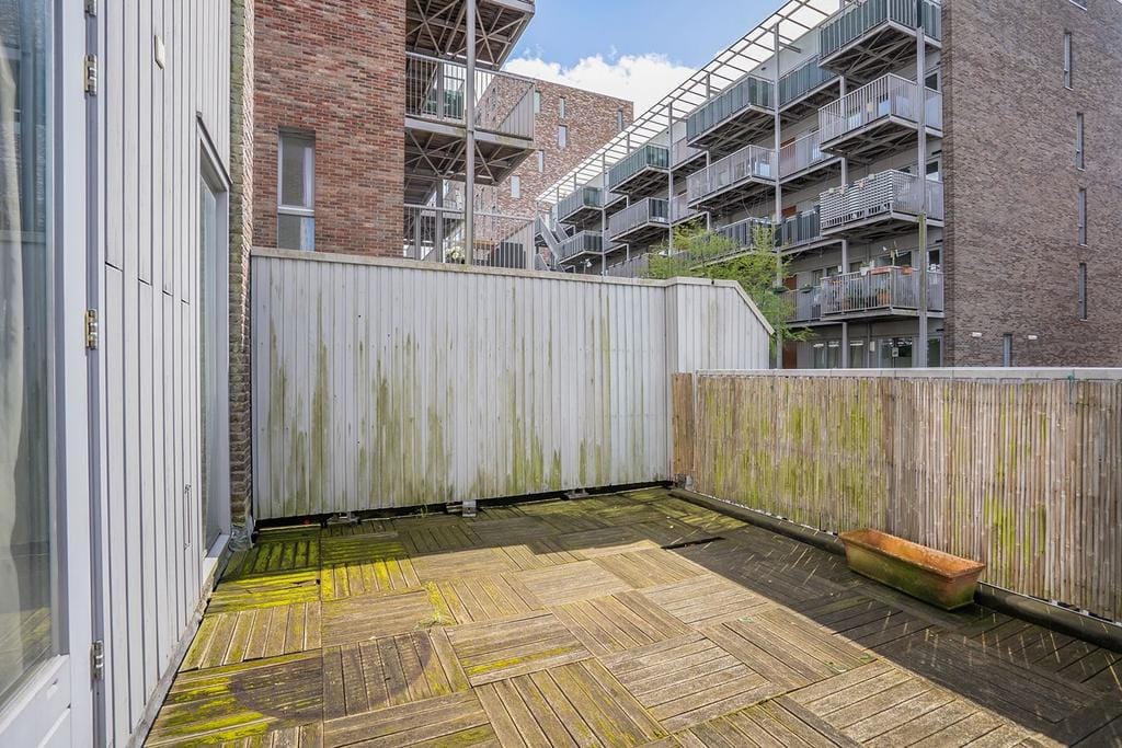 Photo 10 of Bermuda 29