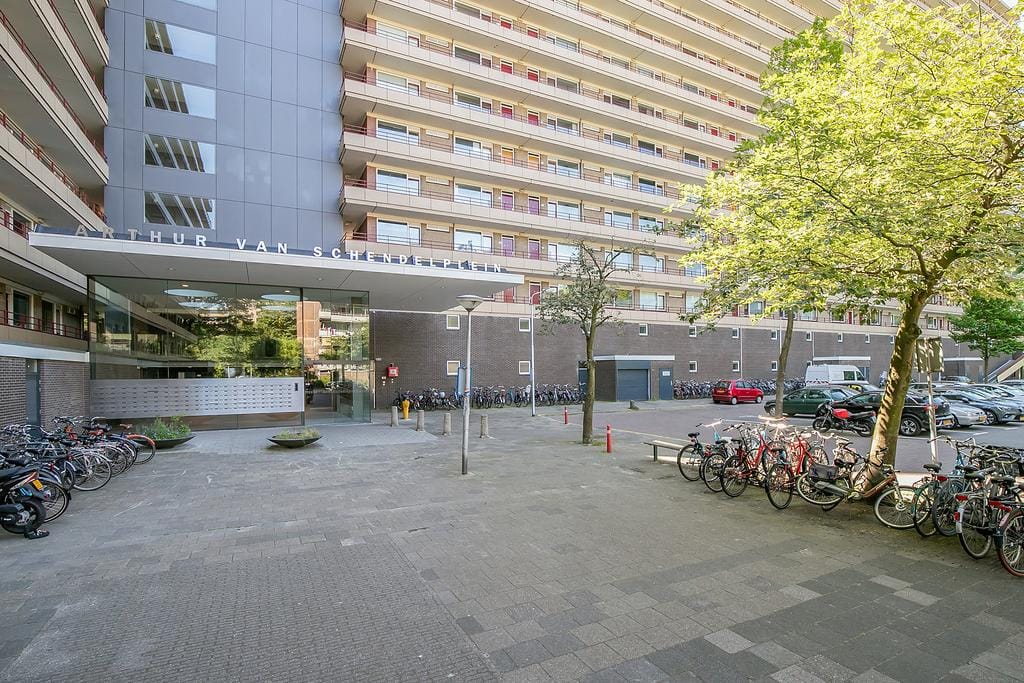 Foto 5 van Arthur van Schendelplein 133