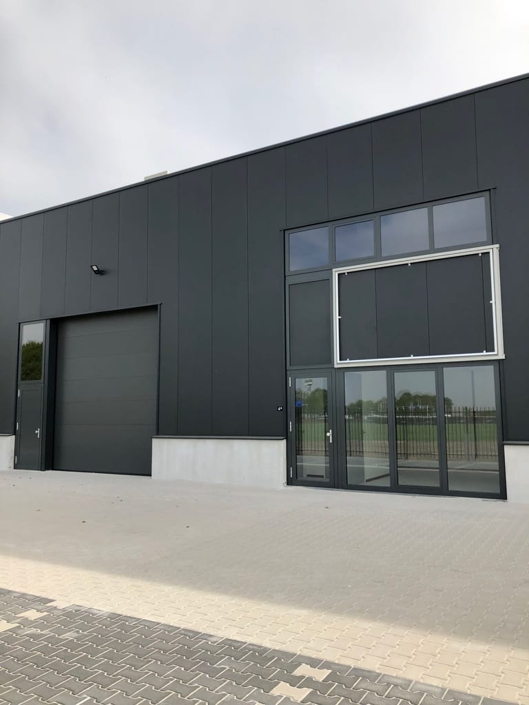 View photo 1 of Platinastraat 4-A