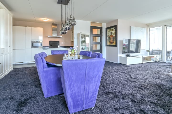 Photo 4 of Pruimenboomplein 38