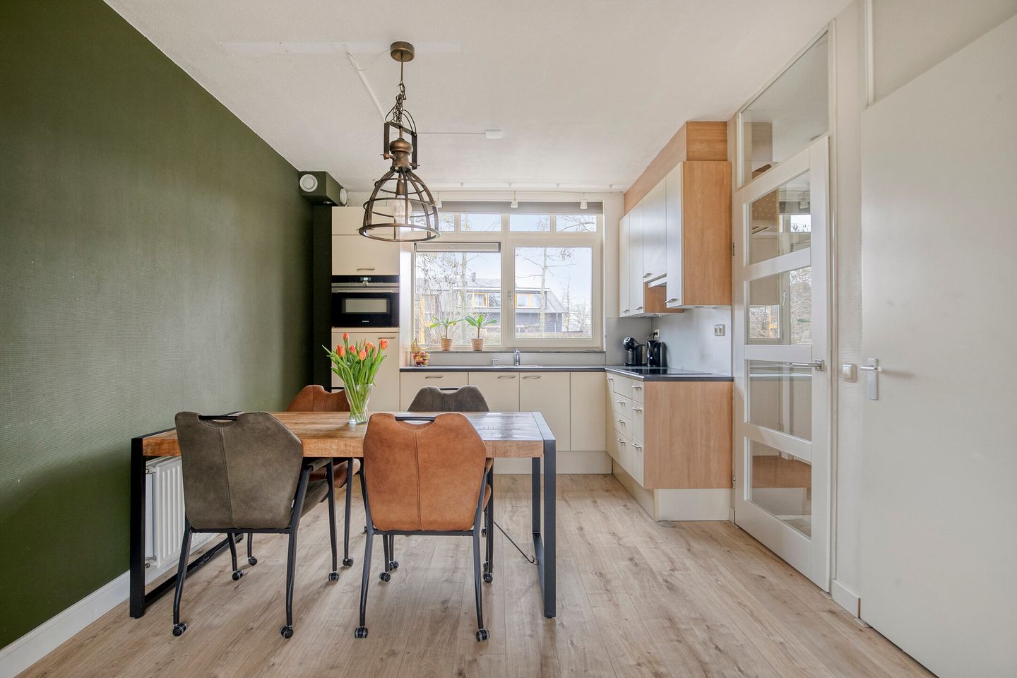 Photo 10 of Ary Schefferstraat 8