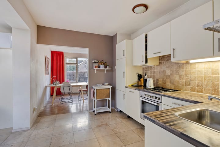 Photo 4 of Wethouder Sandersstraat 1