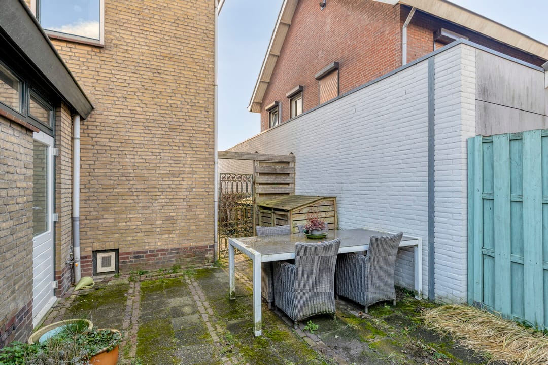 Photo 28 of Wethouder Sandersstraat 1