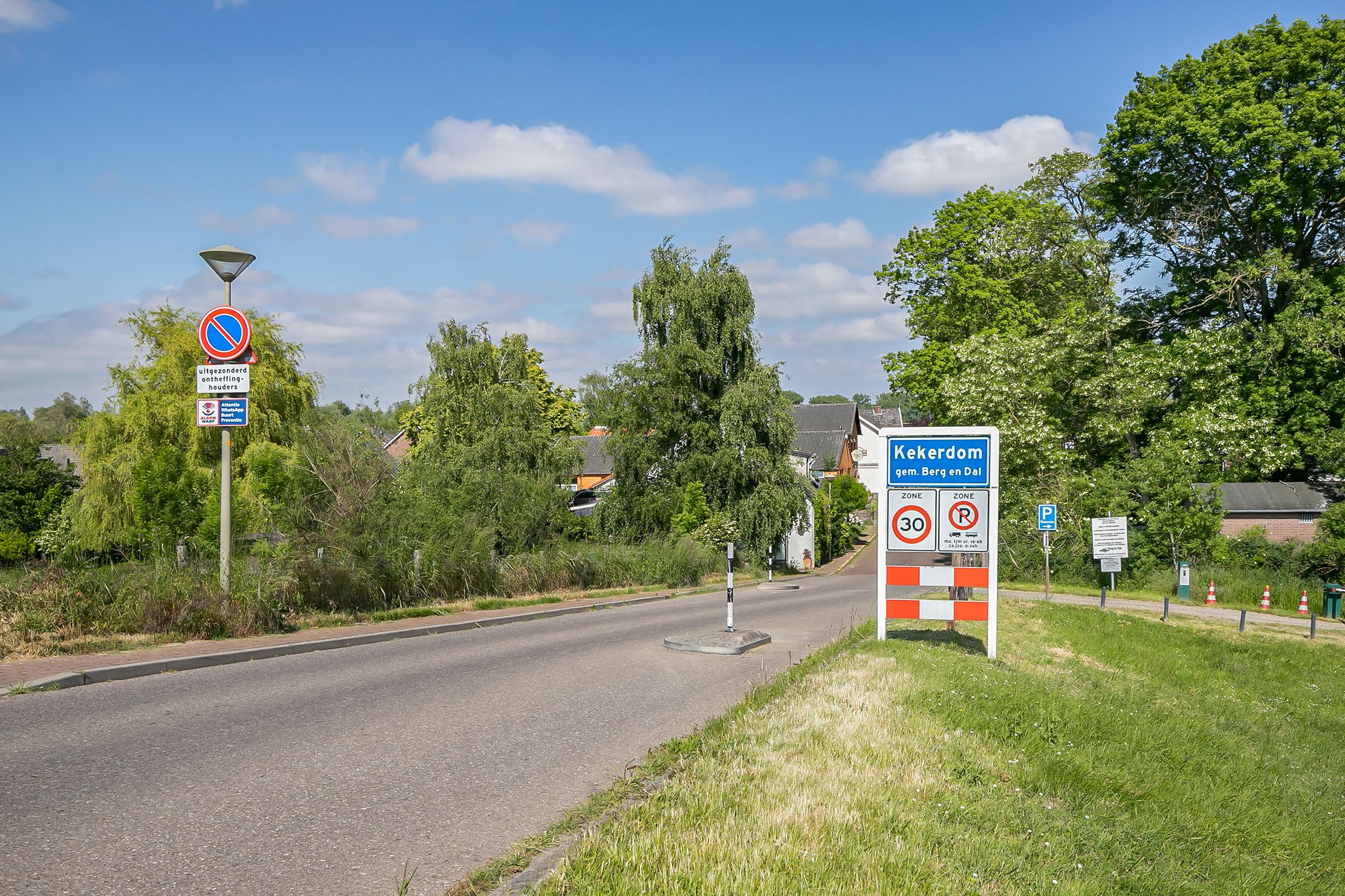 Photo 33 of Wethouder Sandersstraat 1