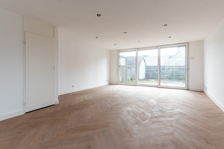 Foto 2 van Zaagvisplantsoen 47