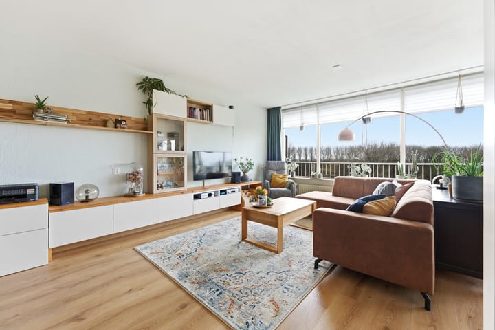 Foto 2 van Kloosplantsoen 349