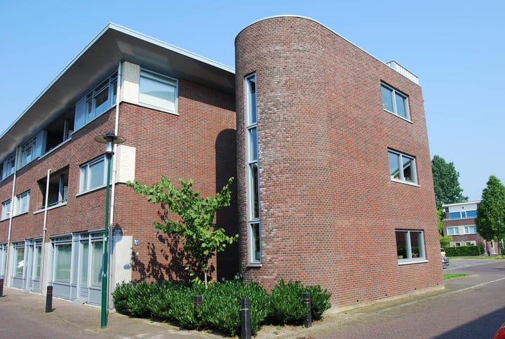 Foto 2 van Burgemeester Burgerhof 17