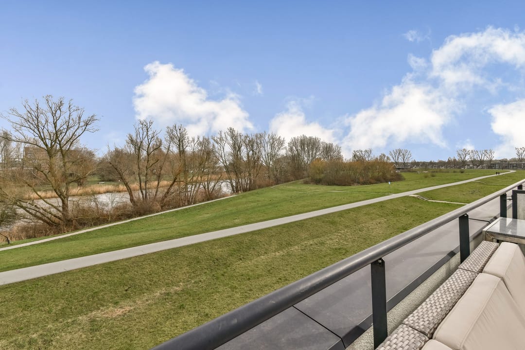 Foto 22 van Balsa 117