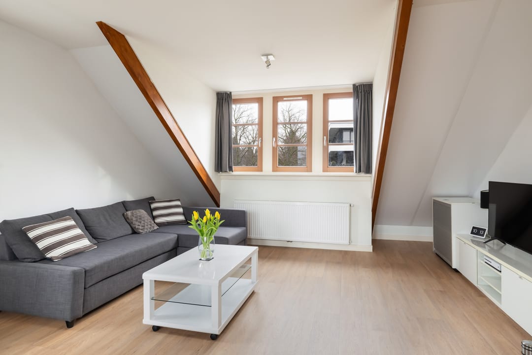 Foto 13 van Stationsweg 42-E