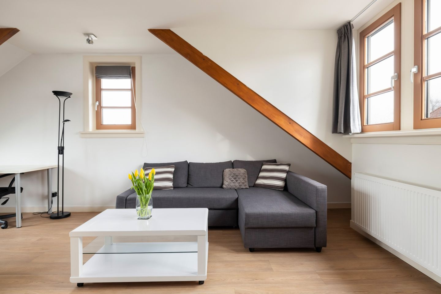 Foto 14 van Stationsweg 42-E