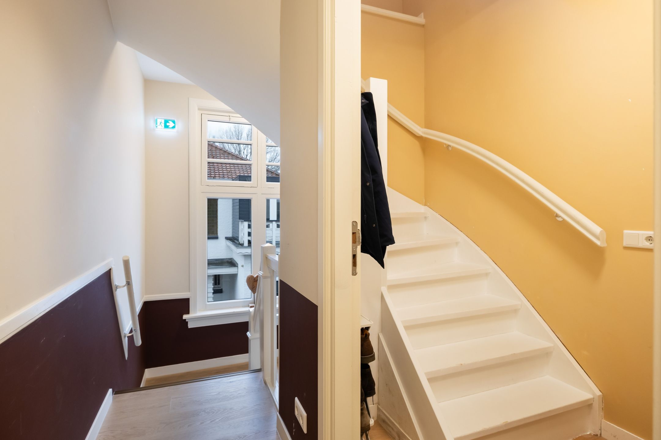 Foto 24 van Stationsweg 42-E