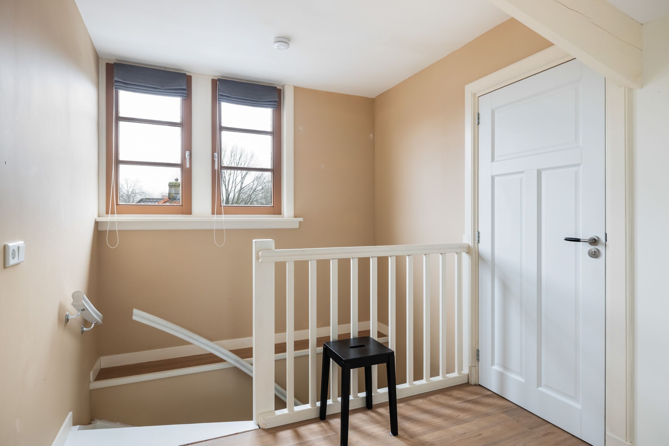 Foto 15 van Stationsweg 42-E