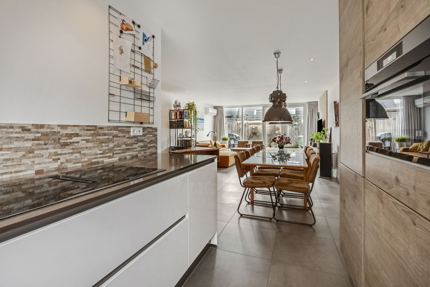 Photo 10 of Poggenbeekstraat 3