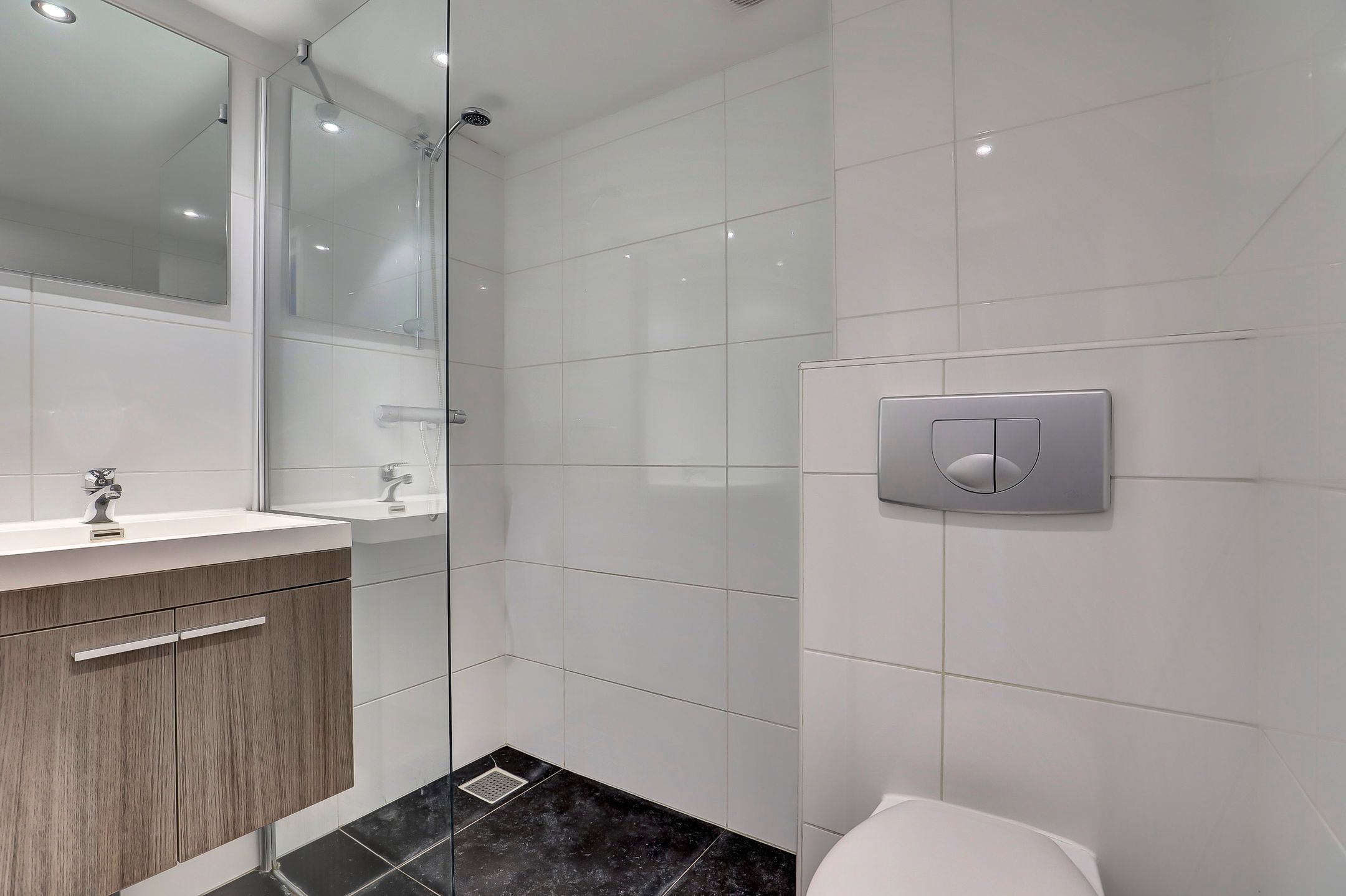 Foto 24 van Bijdorpstraat 8