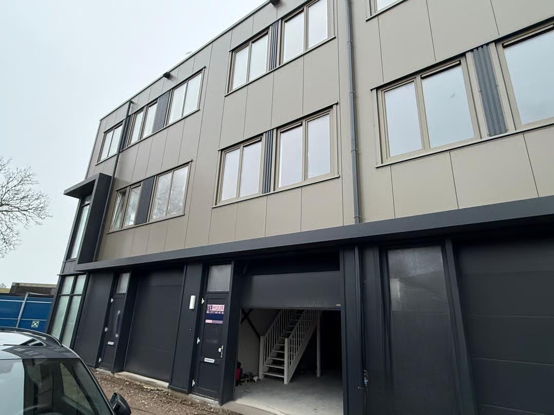 Bekijk foto 3 van Nijverheidsplein 61