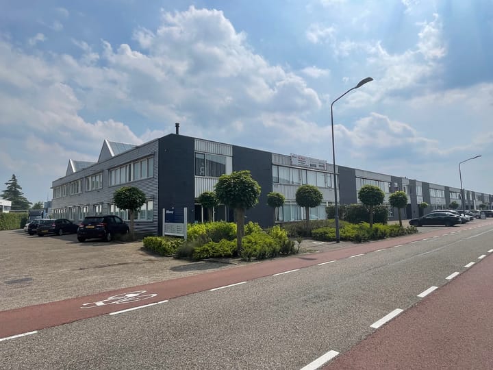 Elftweg 42, Raamsdonksveer