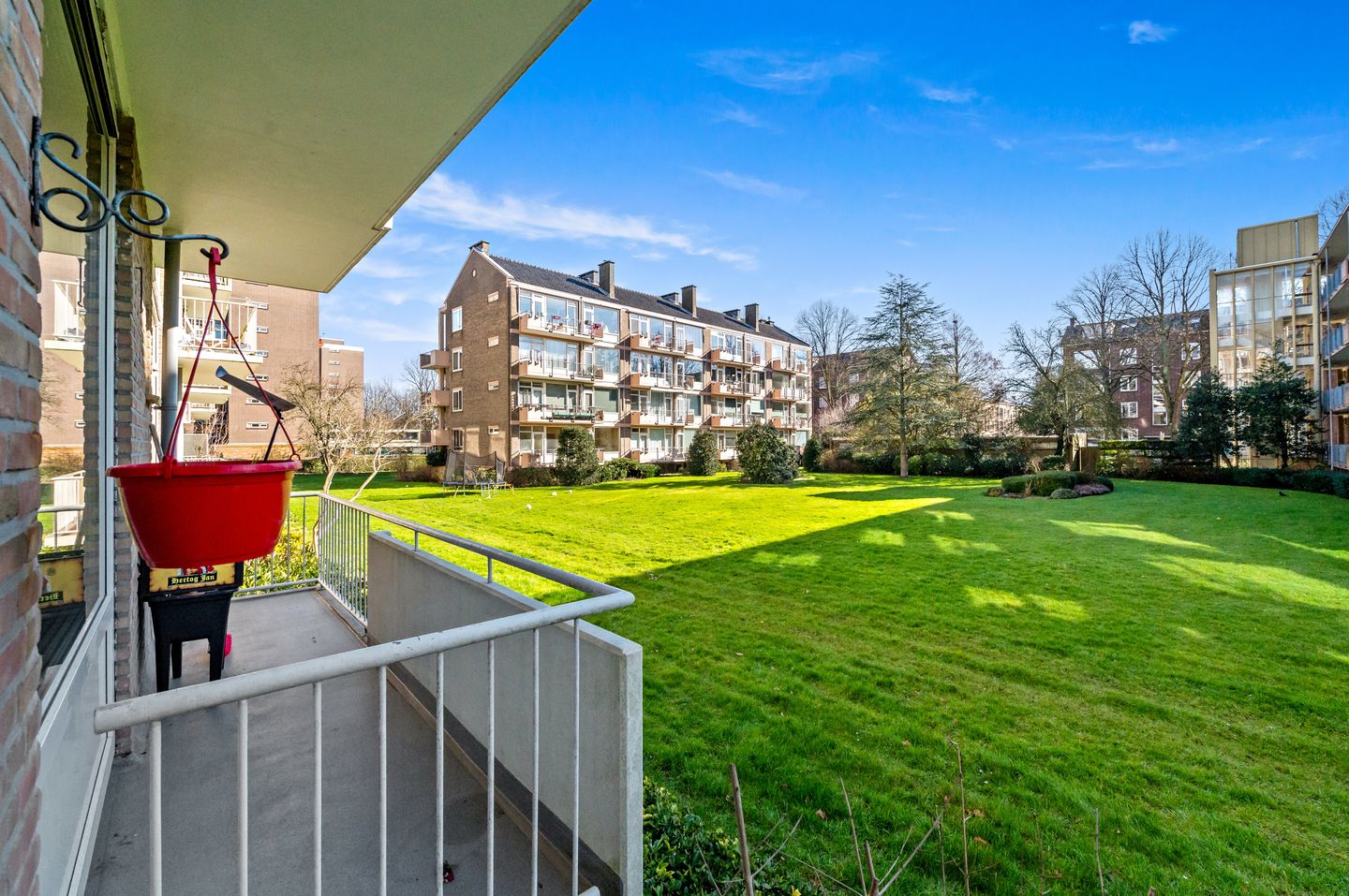 Photo 35 of Generaal Spoorlaan 343